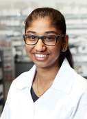 Thamilvejeena Vijayakumar
Pharma-Assistentin in Ausbildung       
3. Lehrjahr